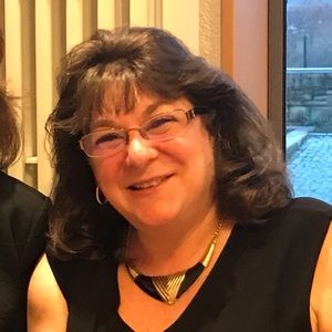 Meet your Posher, Anne